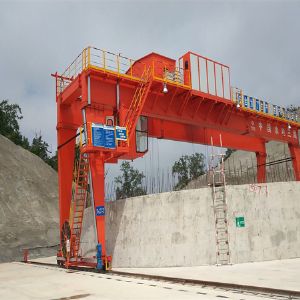 集裝箱門(mén)式起重機